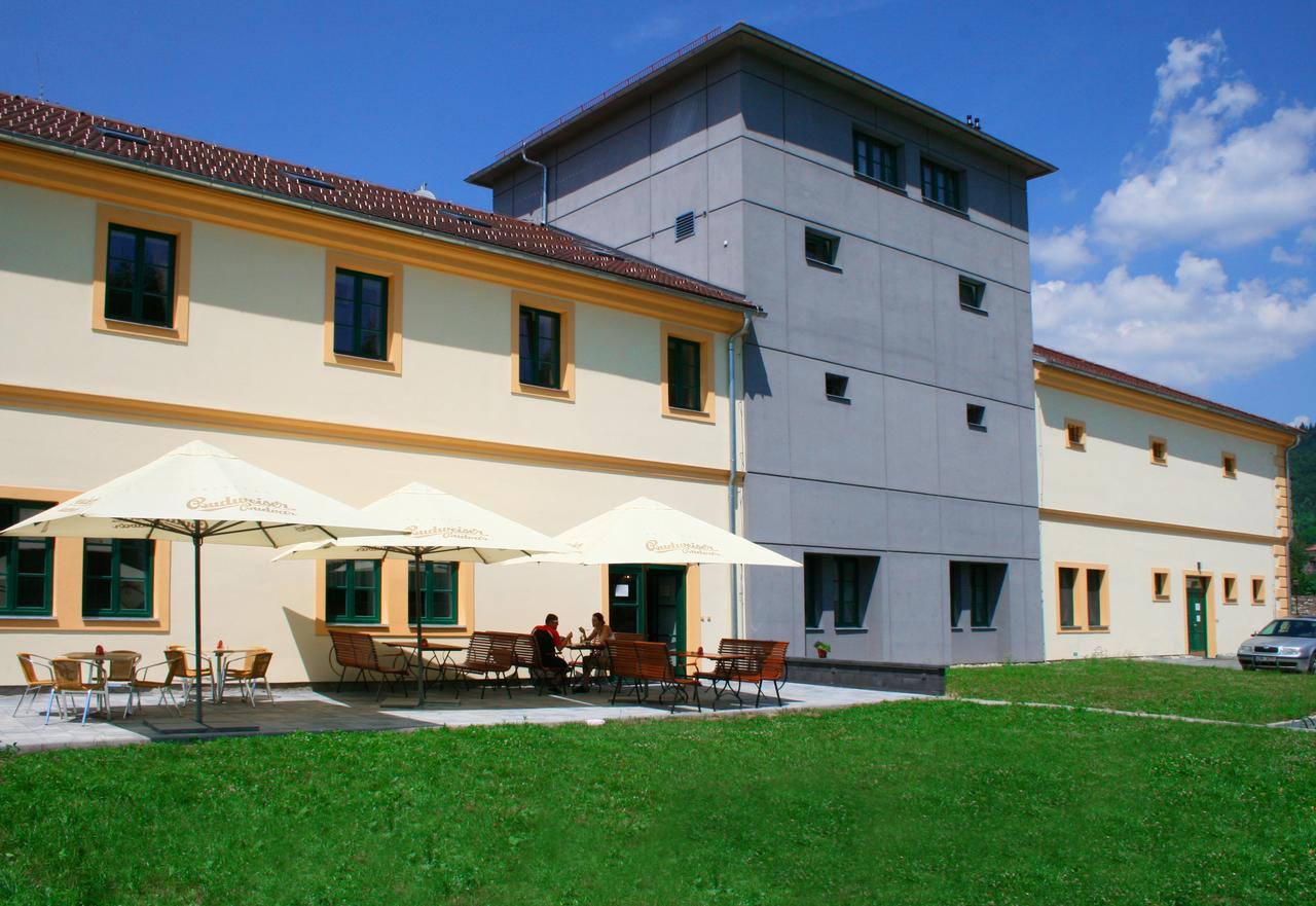 Hotel SRC Lihovar Třemošnice Exterior foto